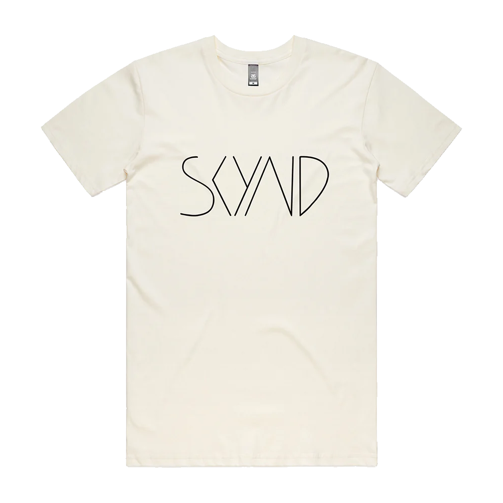 Skynd Embroidered Natural | T-Shirt